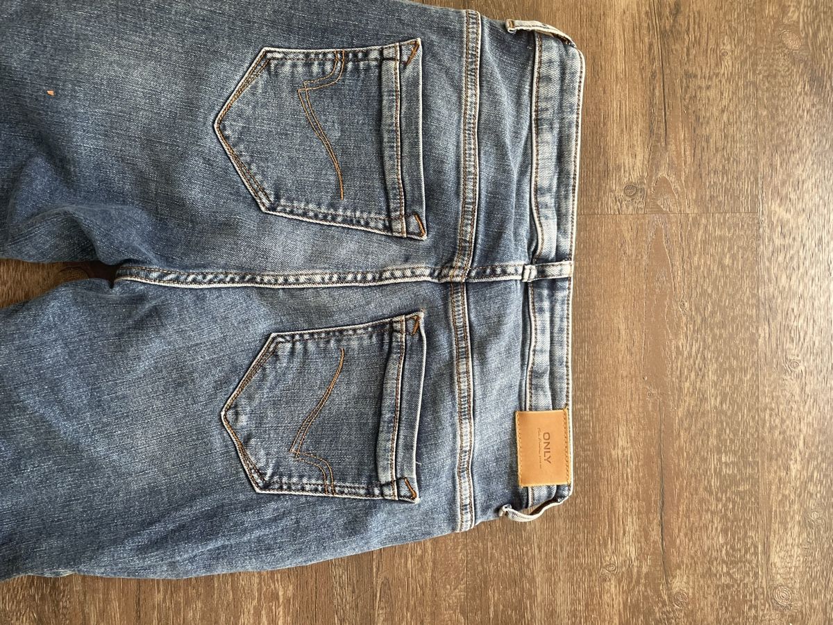 Only Jeans: Damen Jeans ONLY Gr.S/M  – D'occasion à Ennetaach par Ustraessle 5