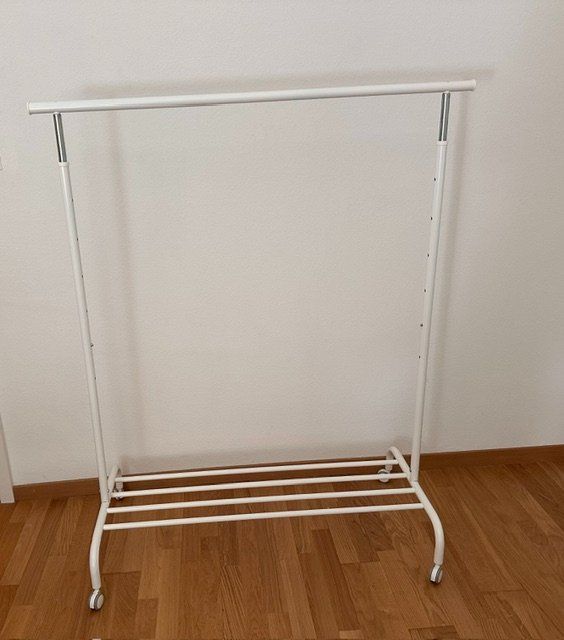 Garderobe: Kleiderständer – Gebraucht aus Winterthur von nicole_gisler
