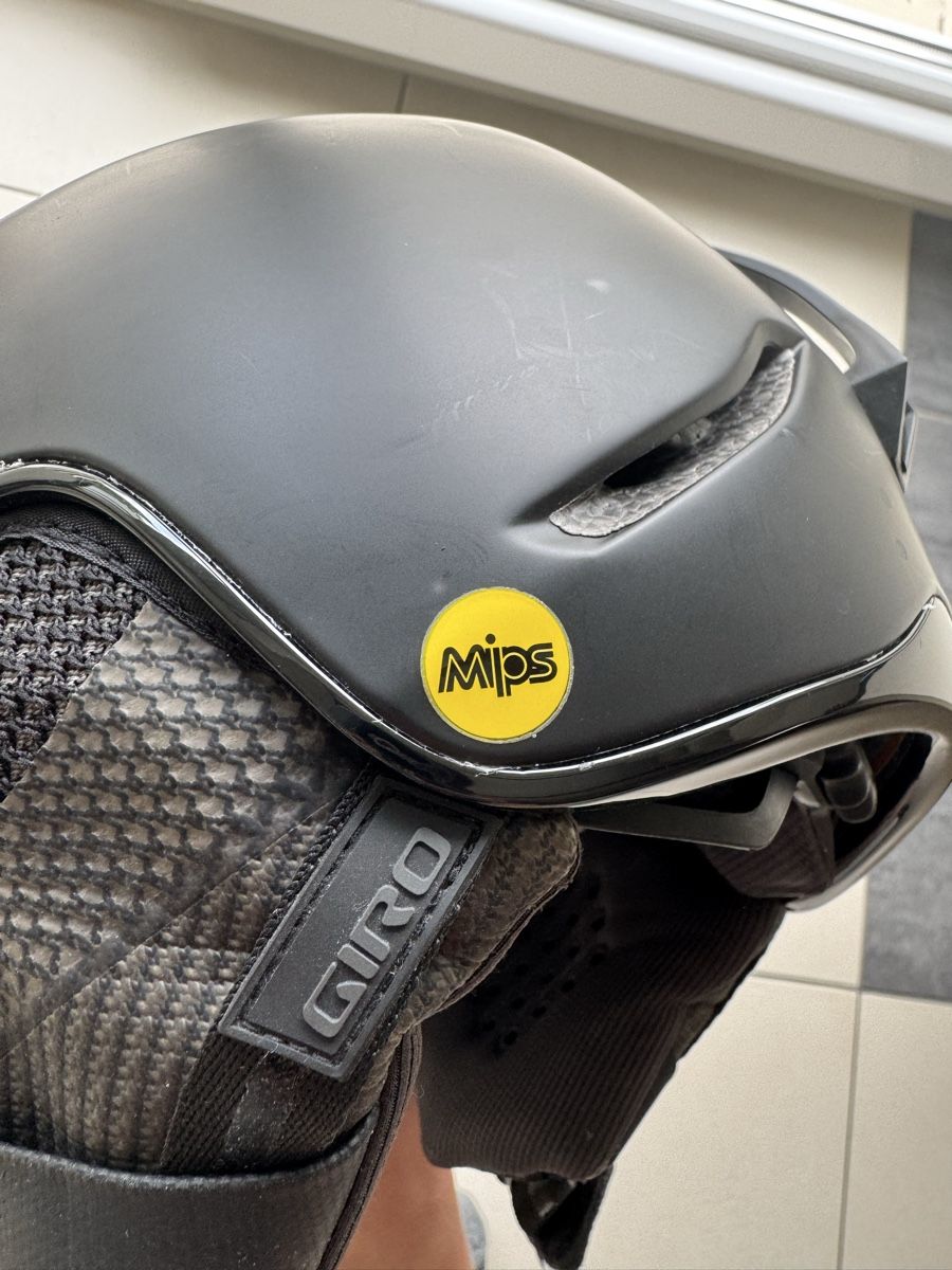 Giro Caschi: Giro Jackson MIPS Helmet matte black – Usato da Basel venduto da sco_6qd5 2