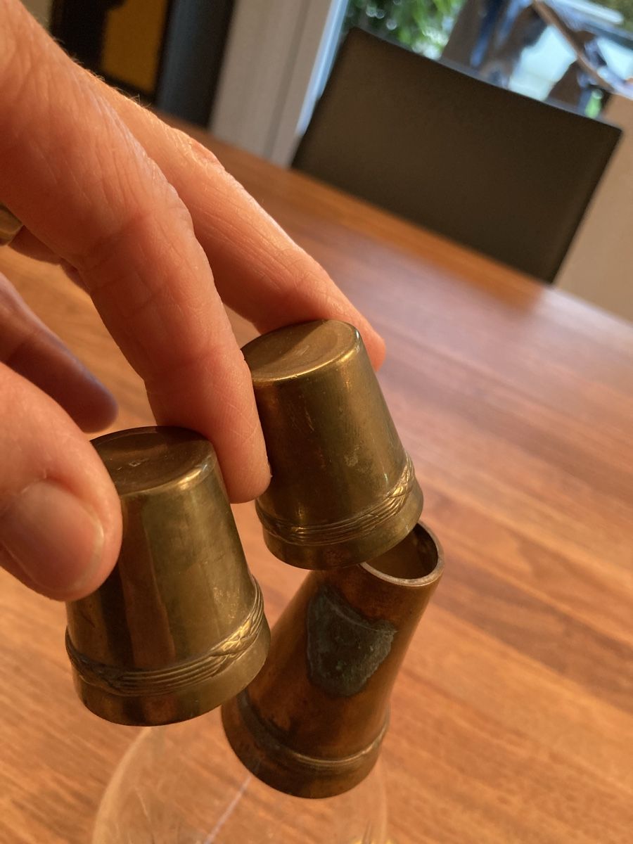 Caraffe: Antike Karaffe 6 Messing Becher – Usato da Kesswil venduto da Branca-01 4