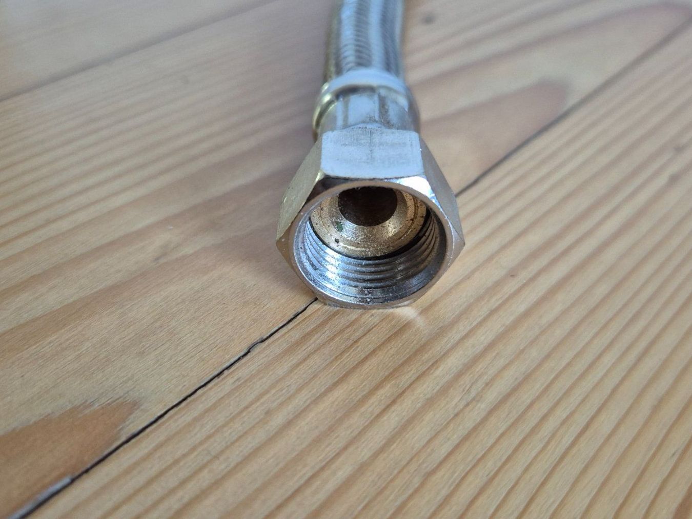 Tubi & Tubi flessibili: Flexschlauch DN13-1/2" Edelstahl – Nuovo (secondo la descrizione) da Niederweningen venduto da Cactus63 3