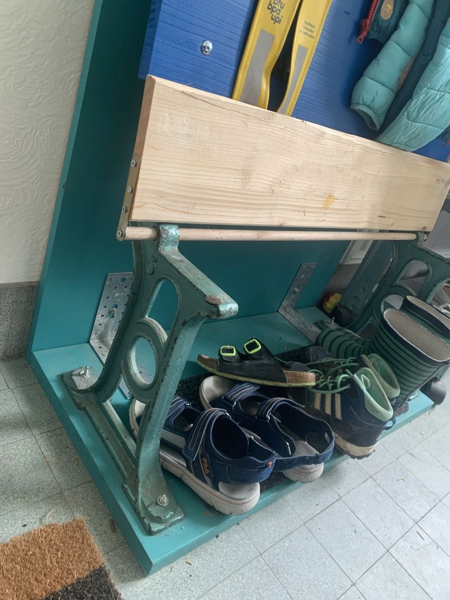 Guardaroba: Kindergarderobe – Usato da Biel/Bienne venduto da Munzi007 2