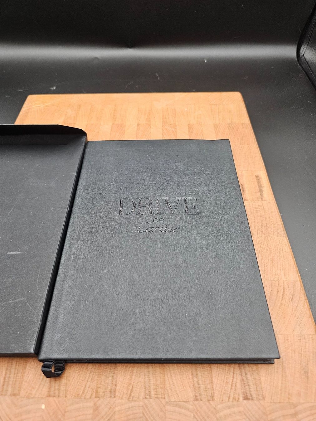 Libri: Pochette Drive de Cartier Originale, Etui de Collection – Usato da Genève venduto da Djoff 1