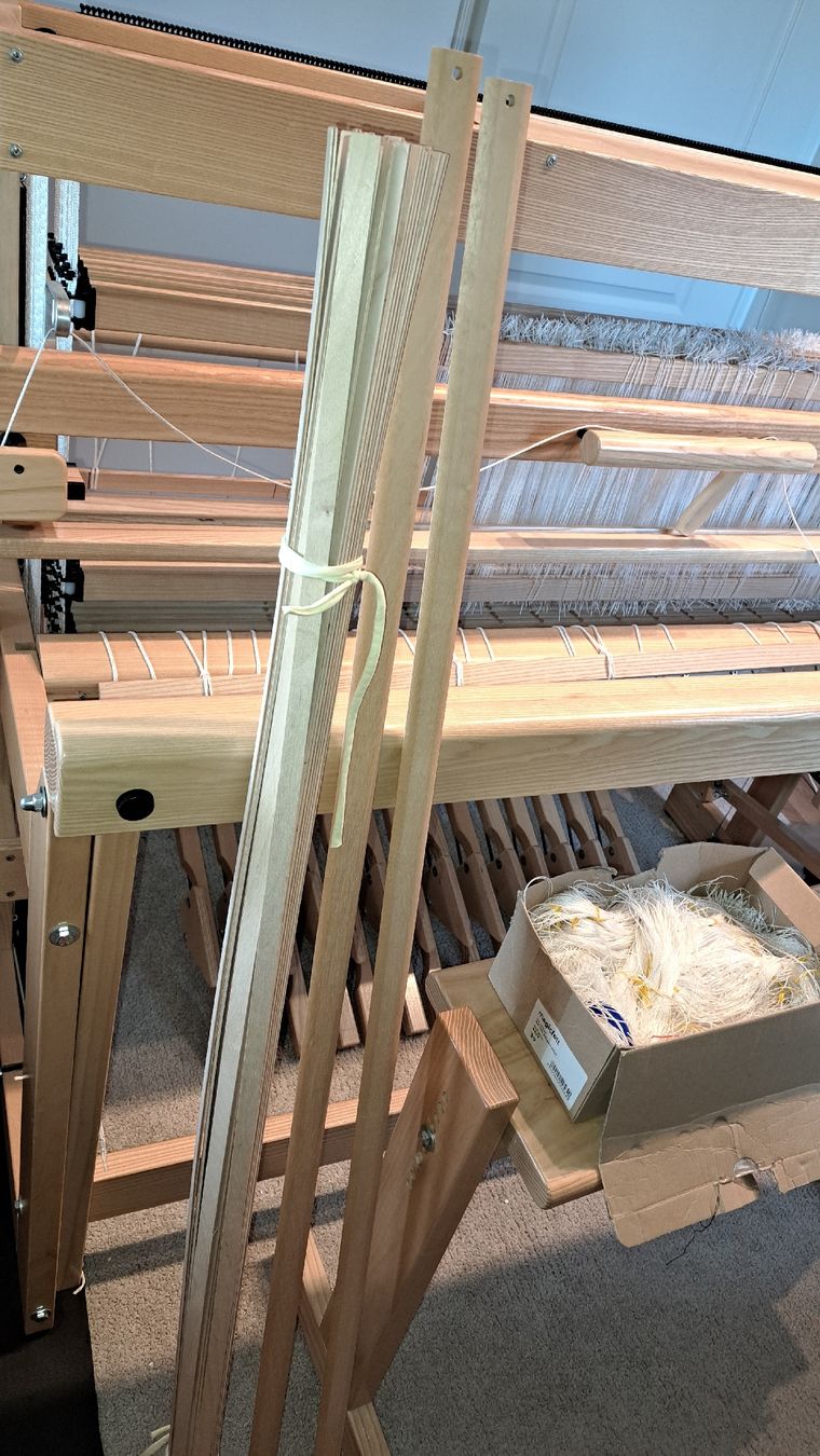 Telai per tessitura: Webstuhl Louet Delta 130 cm – Usato da Tann venduto da christinaH010203 7