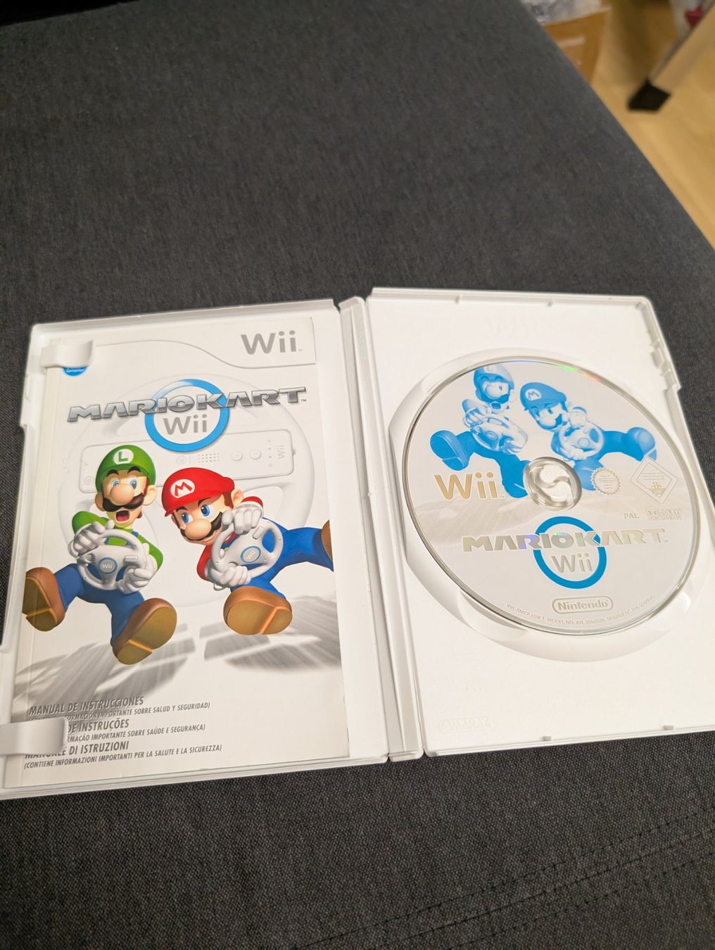 Jeux: Mario Kart Nintendo Wii – D'occasion à Giubiasco par Ticinerd 2