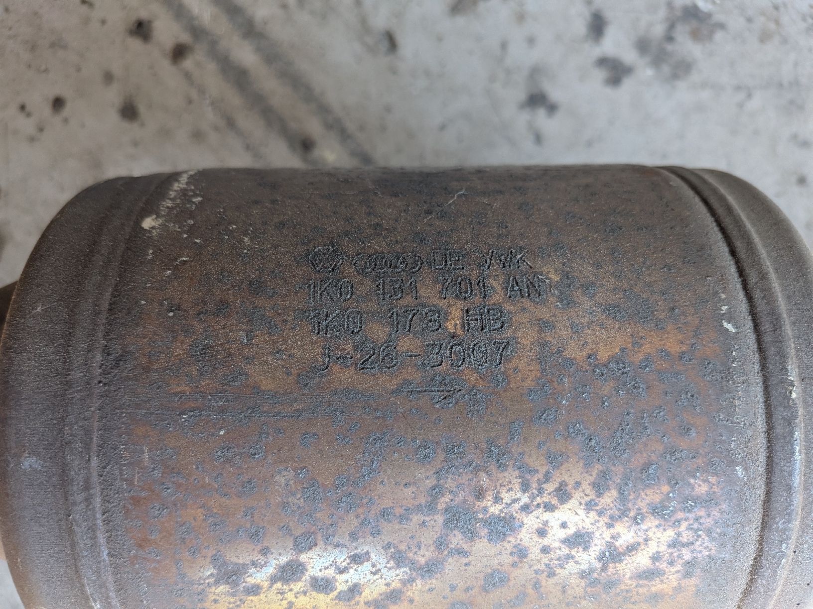 Audi Sistemi di scarico: Audi S3 8PA Downpipe Kat Original – Usato da Steinen venduto da cg55hm 4