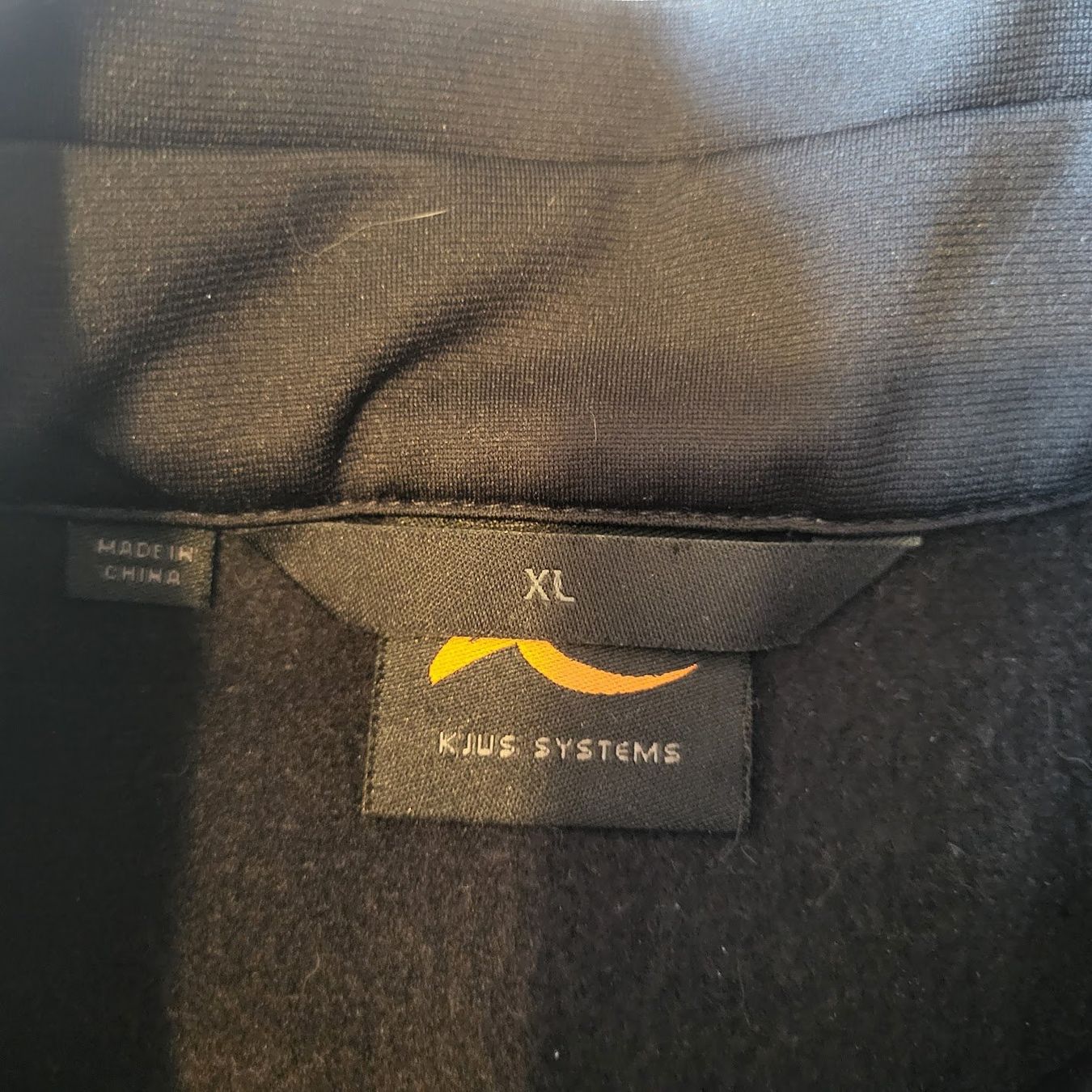 Kjus T-Shirts: Kjus Systems Sportshirt Gr. M-L – Gebraucht aus Tägertschi von TheChange 4