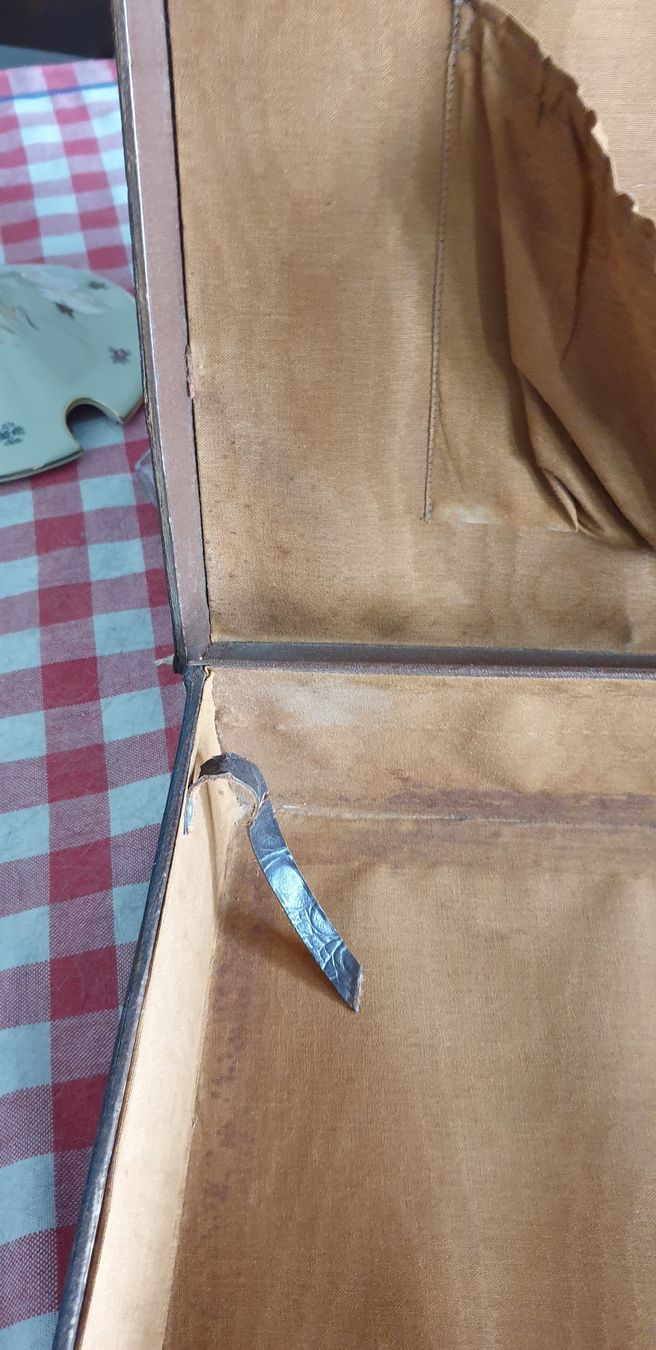 Reisekoffer: Antiker, kleiner Koffer – Gebraucht aus Seftigen von Pantera_nera62 7