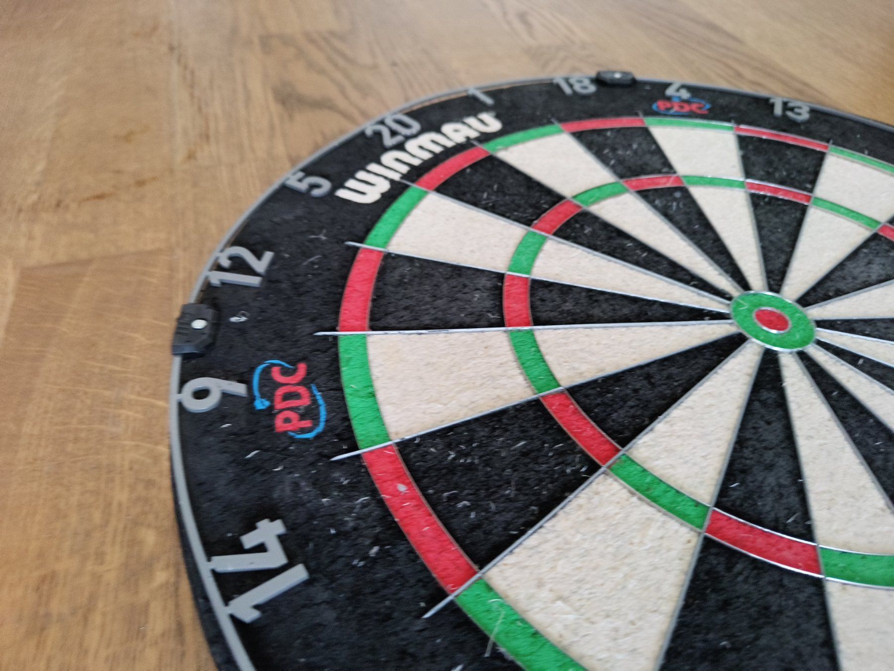 Winmau Bogenschiessen: Dartboard Winmau Blade 6 – Gebraucht aus Rothrist von Brandy777 2