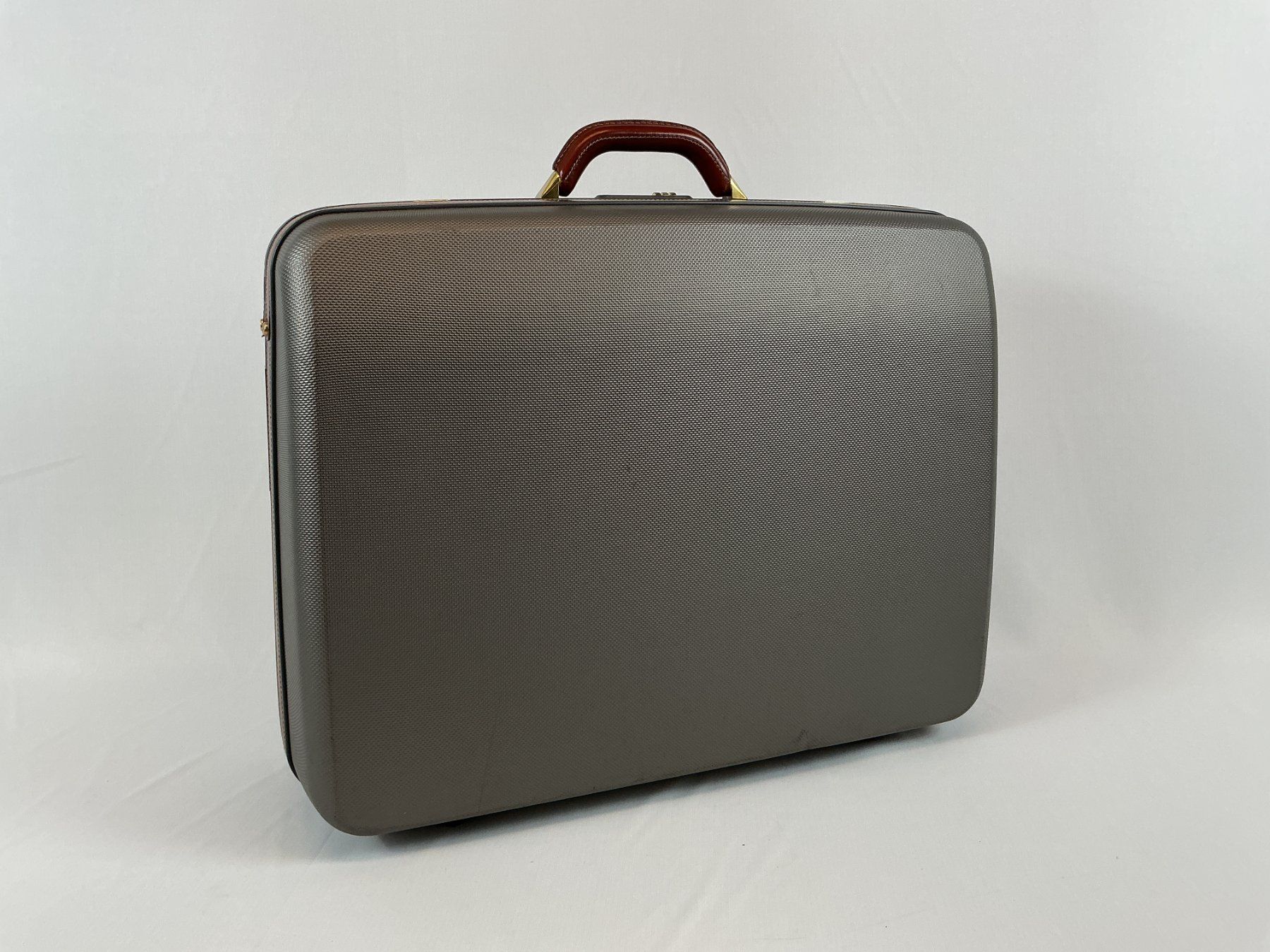 Samsonite Reisekoffer: SAMSONITE Hartschalen Koffer – Gebraucht aus Richterswil von Restwert_Richterswil