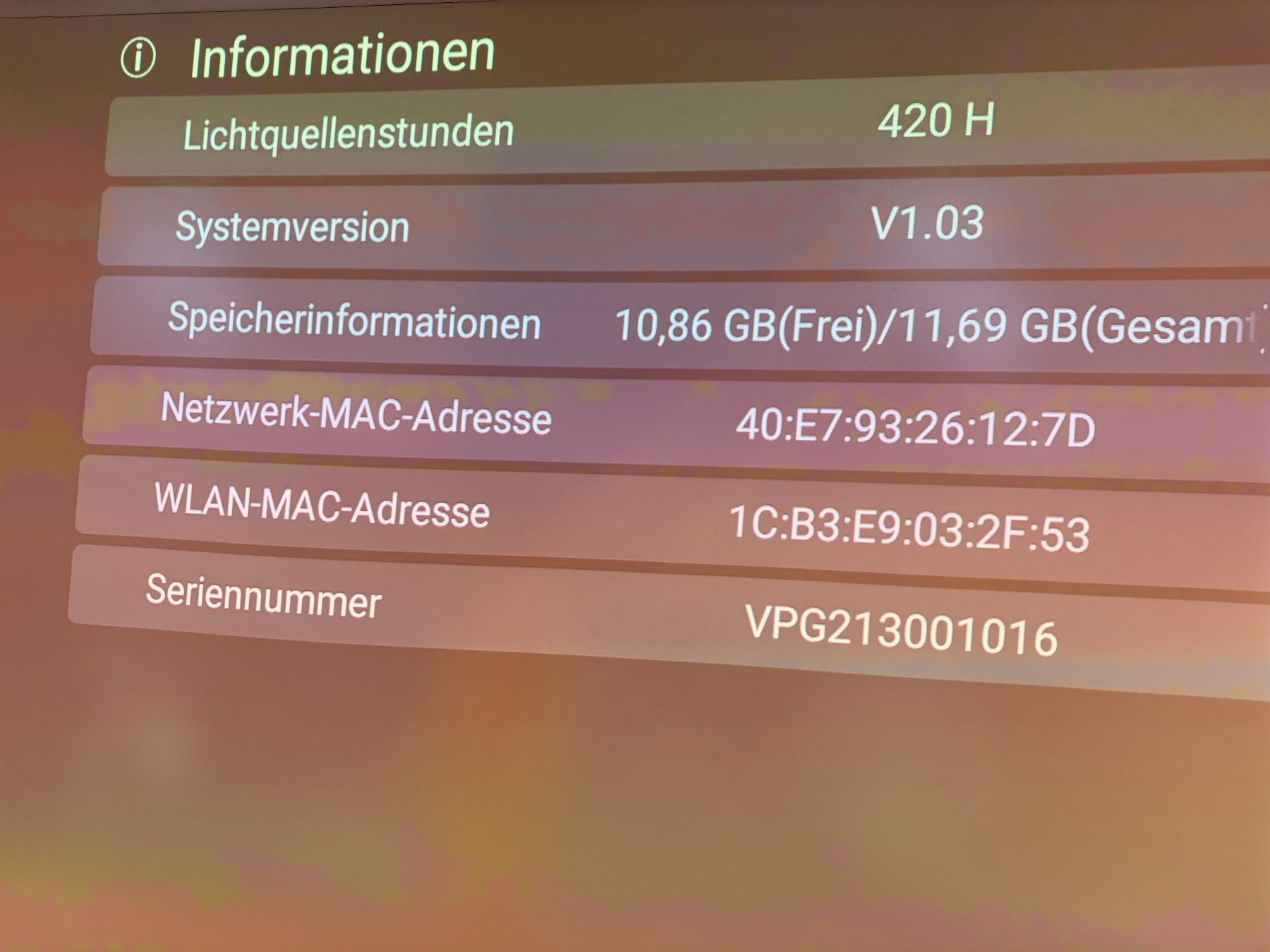 Viewsonic Vidéoprojecteurs: ViewSonic X1000-4K UST Beamer – D'occasion à Berneck par Siebasiach87 1