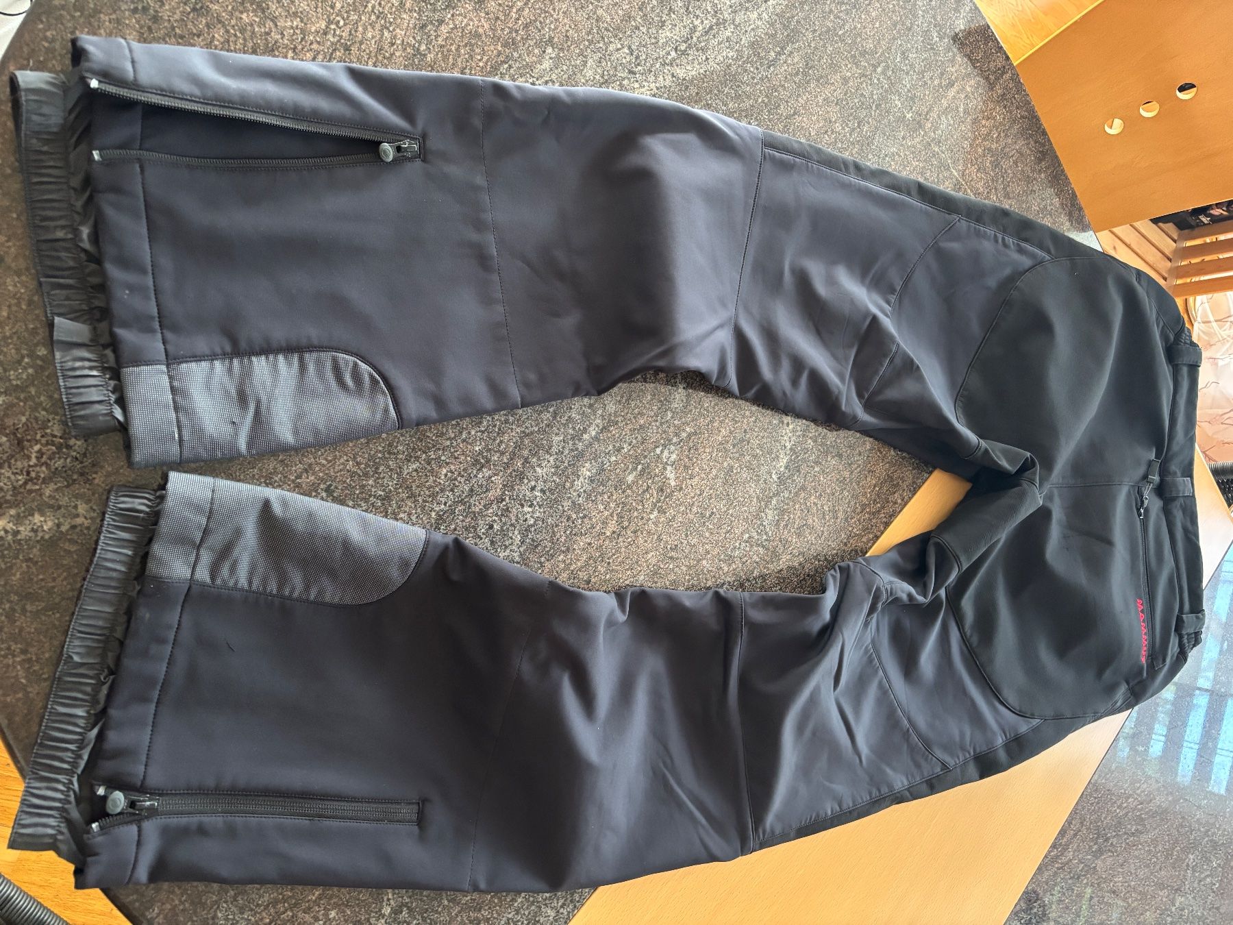 Mammut Pantaloni: Mammut Skihose Gr.98 – Usato da Hasliberg-Hohfluh venduto da Adbu13 2