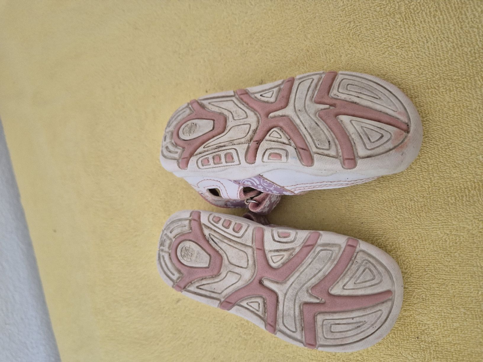 Schuhe für Mädchen: Sandale – Gebraucht aus Hörhausen von Nuage81 3