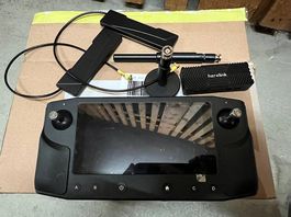 Herelink v1.0 avec air-unit et antennes.
