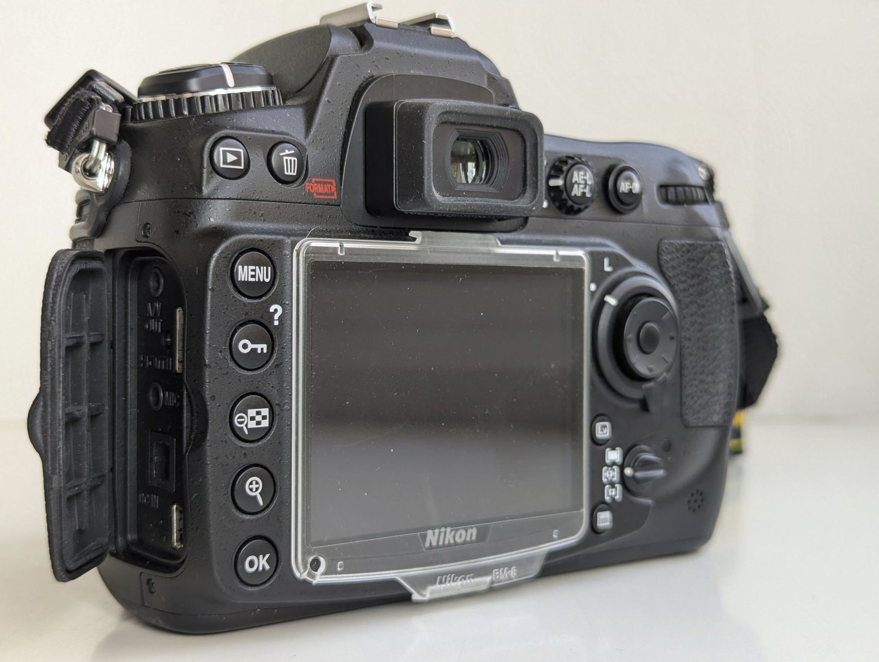 Nikon Kamera: D300s mit originalem MB-D10 Griff – Gebraucht aus Thalwil von miguev 4