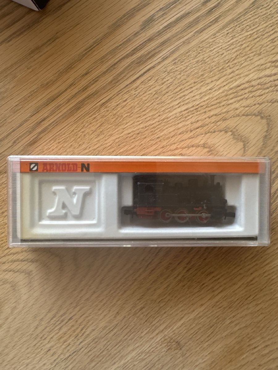 Arnold Modellini di ferrovie: Loco miniature  Arnold n – Usato da Gland venduto da Vertigo2004