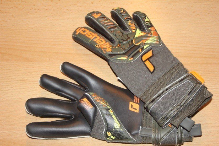 Reusch Guanti & manicotti: Torhüter Handschuhe – Nuovo e nell'imballaggio originale da Konolfingen venduto da Hmaendu