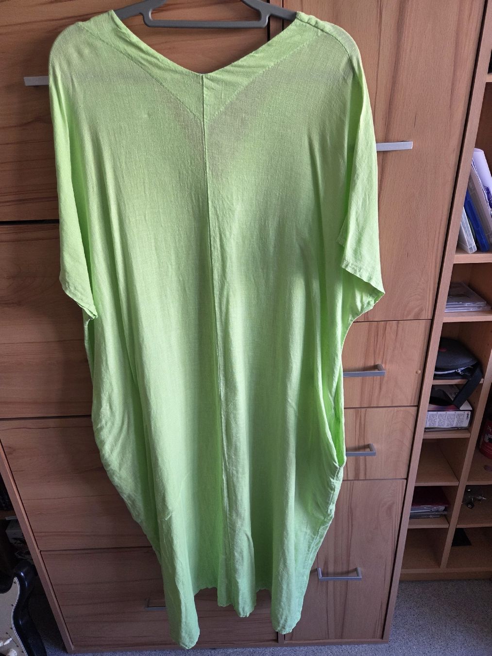 Kleider: Luftiges 100%Leinen Kleid mit Eingriff Taschen Gr.50-54  – Gebraucht aus Winterthur von katzen07 1