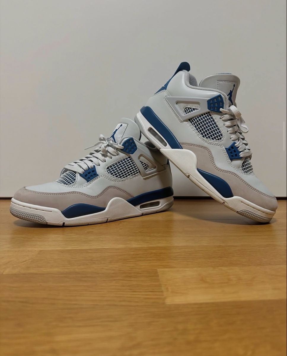 Jordan Chaussures hommes: Jordan 4 "Military Blue" – D'occasion à Basel par Kevinbuckcards