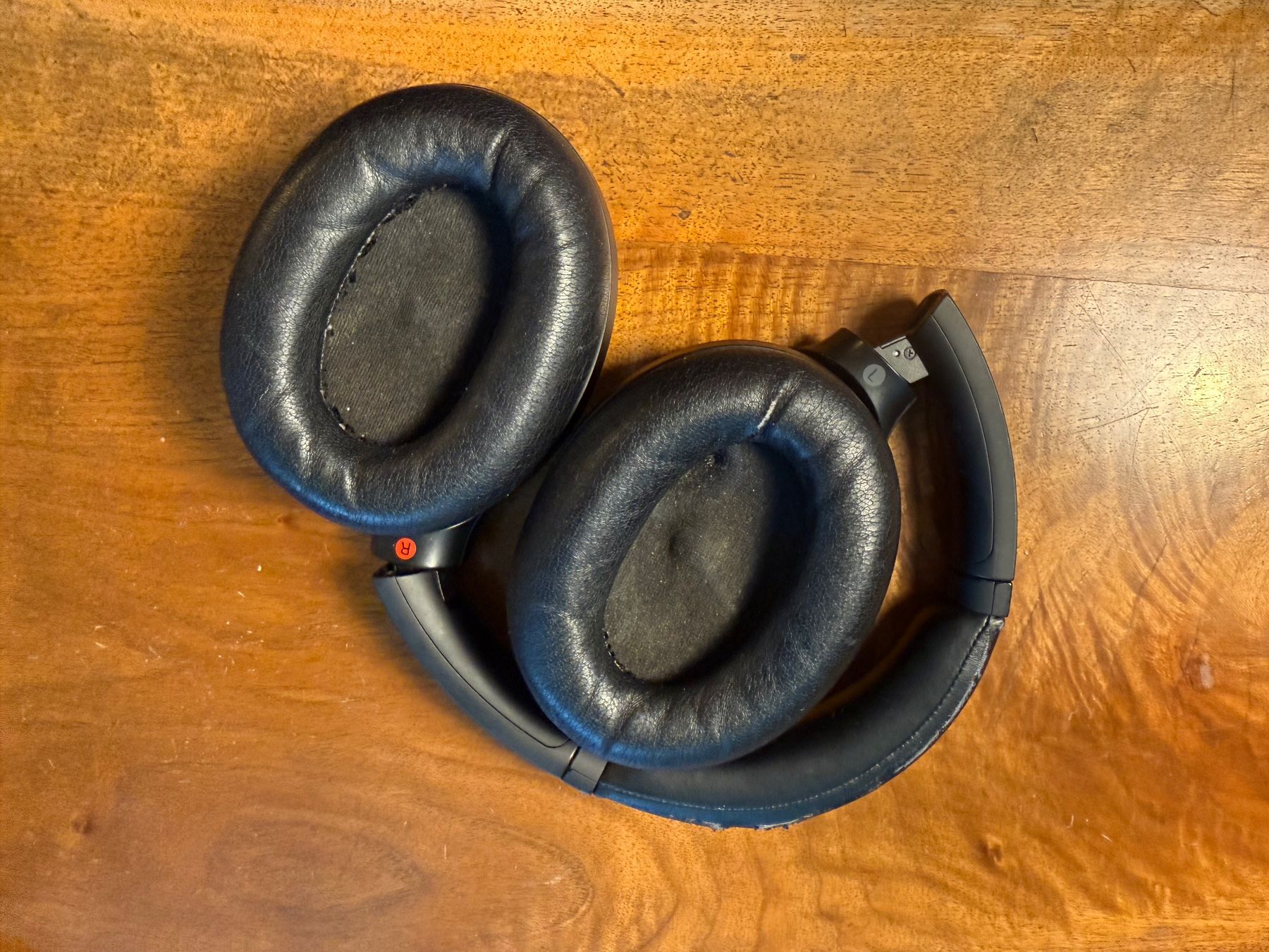 Sony Cuffie: Sony WH-1000XM4 Kopfhörer – Usato da Zürich venduto da ant_97dj 1