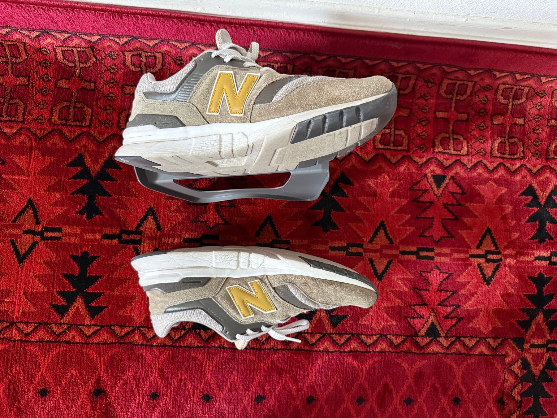 New Balance Chaussures hommes: New balance 997H – D'occasion à Lausanne par Ruche_ 2