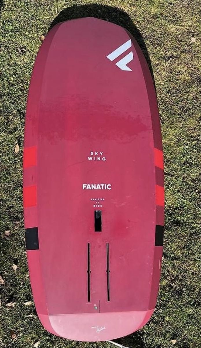 Tavole da surf e di nuoto: Fanatic Sky Wingfoilboard 130 – Usato da Fällanden venduto da Mistral018 1