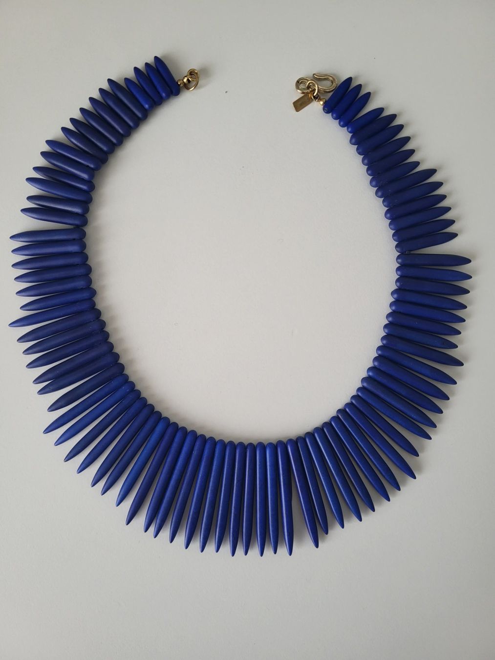 Ketten: Blaue Statement-Kette – Neu (gemäss Beschreibung) aus Zürich von sueth