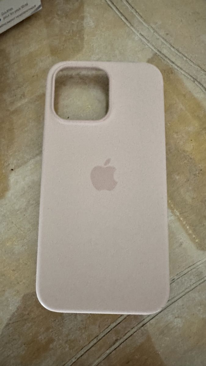 Apple Cover & Protezioni schermo: Apple iPhone 14 Pro Plus case original Apple slightly used – Usato da Mont-sur-Lausanne venduto da jolieresale