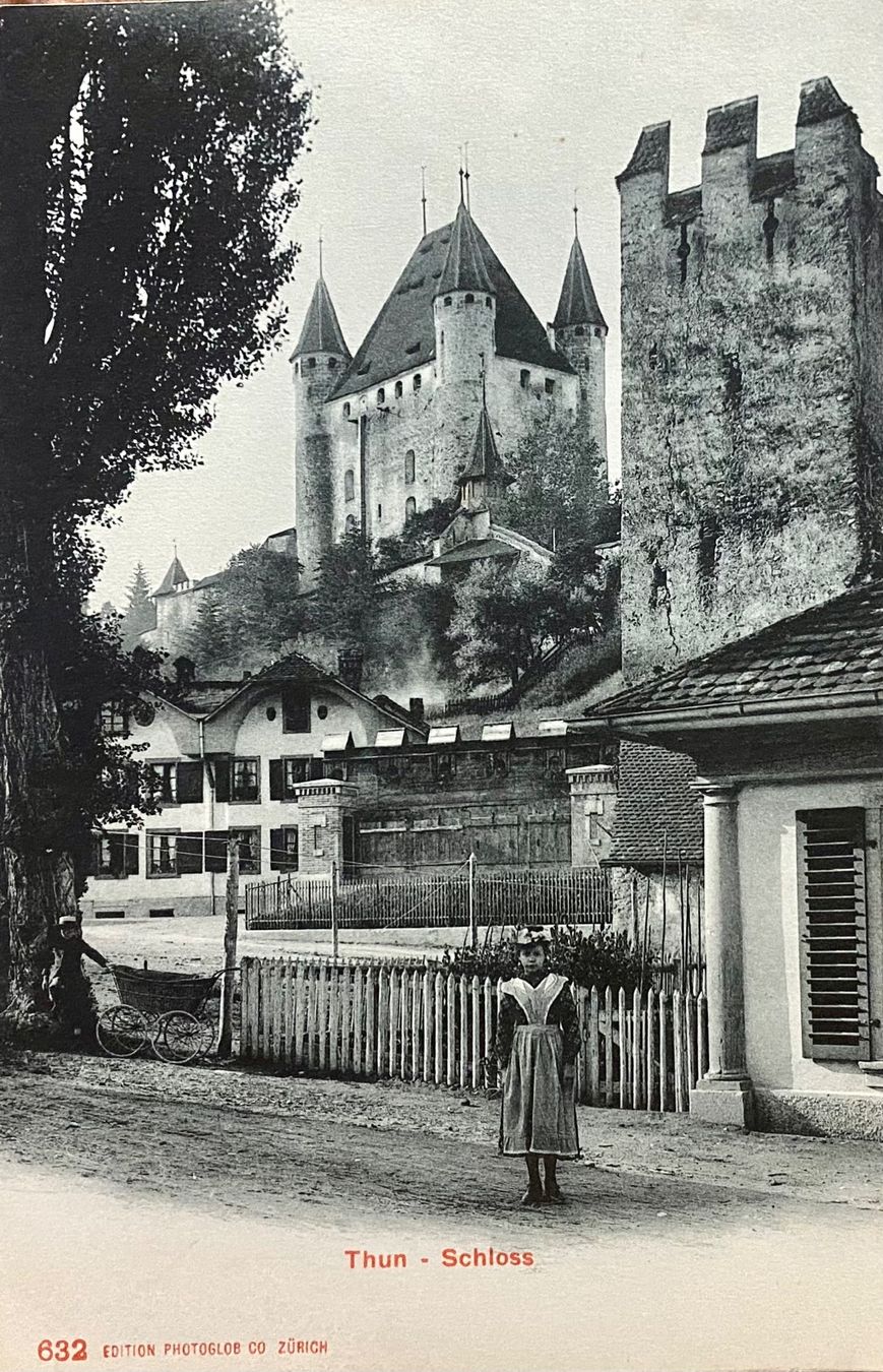 Cartoline postali: THUN - Schloss mit Mädchen - Berner Oberland – Usato da Root venduto da ENGLAND-TREASURES 1