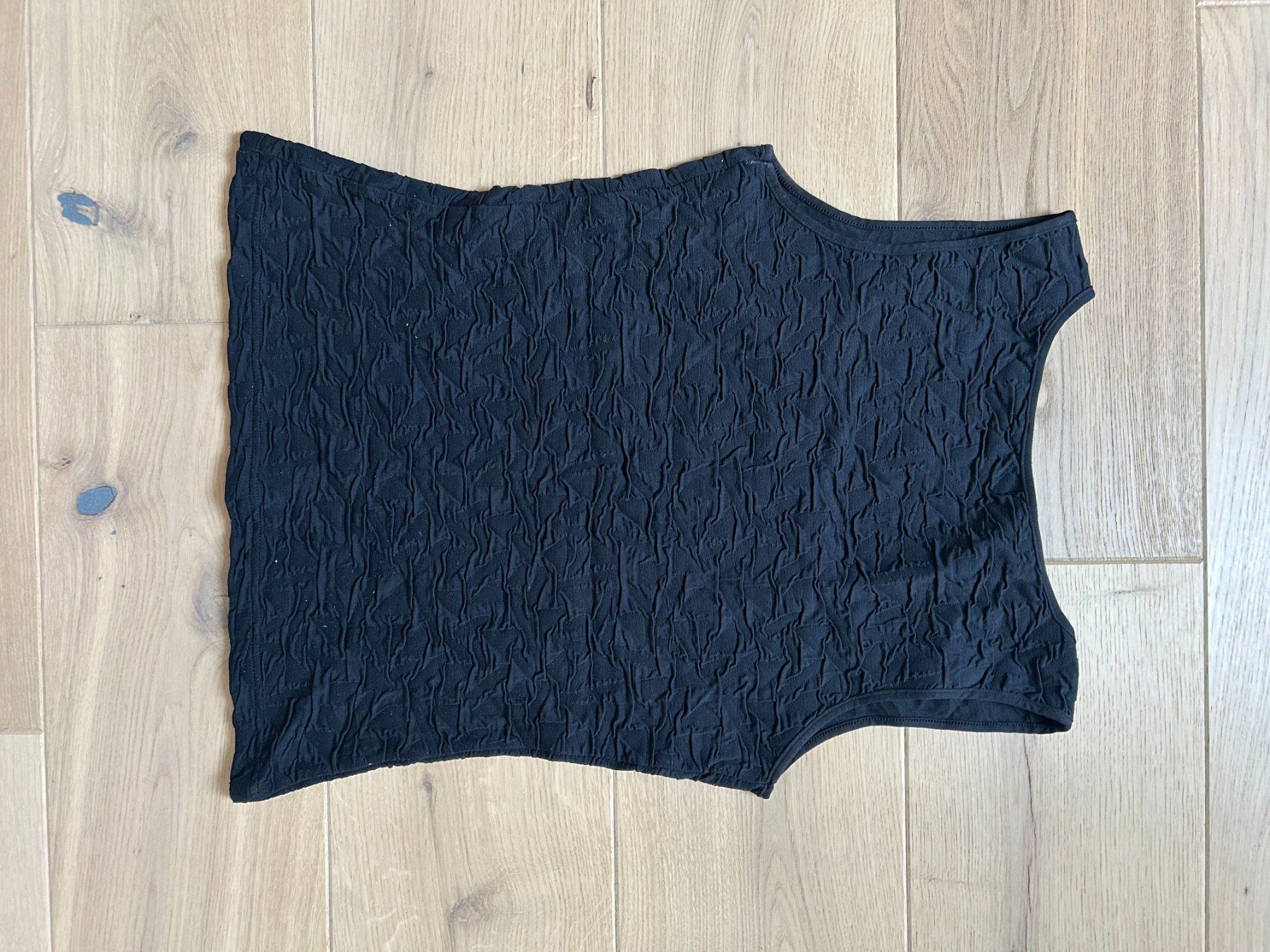 Anne Fontaine Tops: Schwarzes Tank Top, Rouched, Grösse 42 – Neu (gemäss Beschreibung) aus Richterswil von sop_zwd9 2