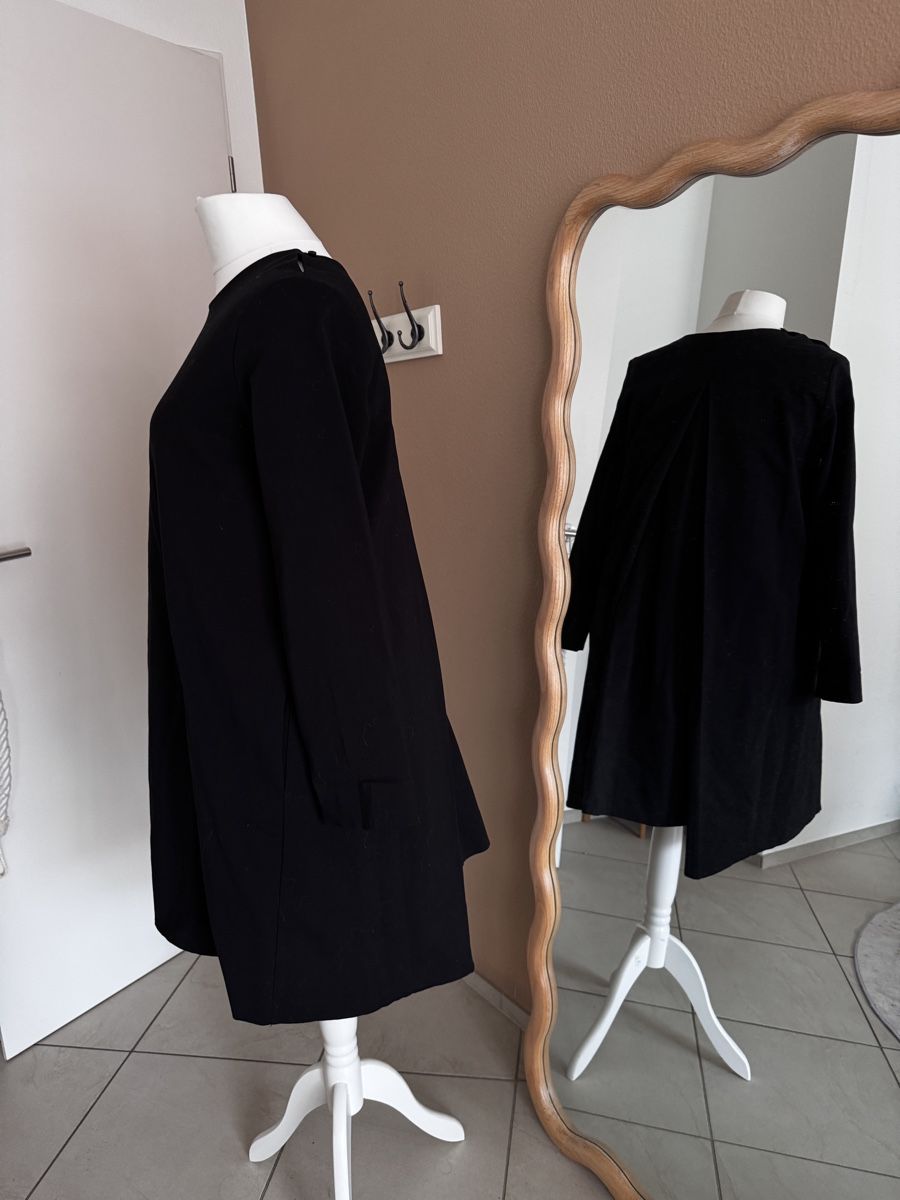 Cos Vestiti: COS Apartes Kleid schwarz, Gr. 44 – Nuovo (secondo la descrizione) da Muttenz venduto da einfach-schoen 1
