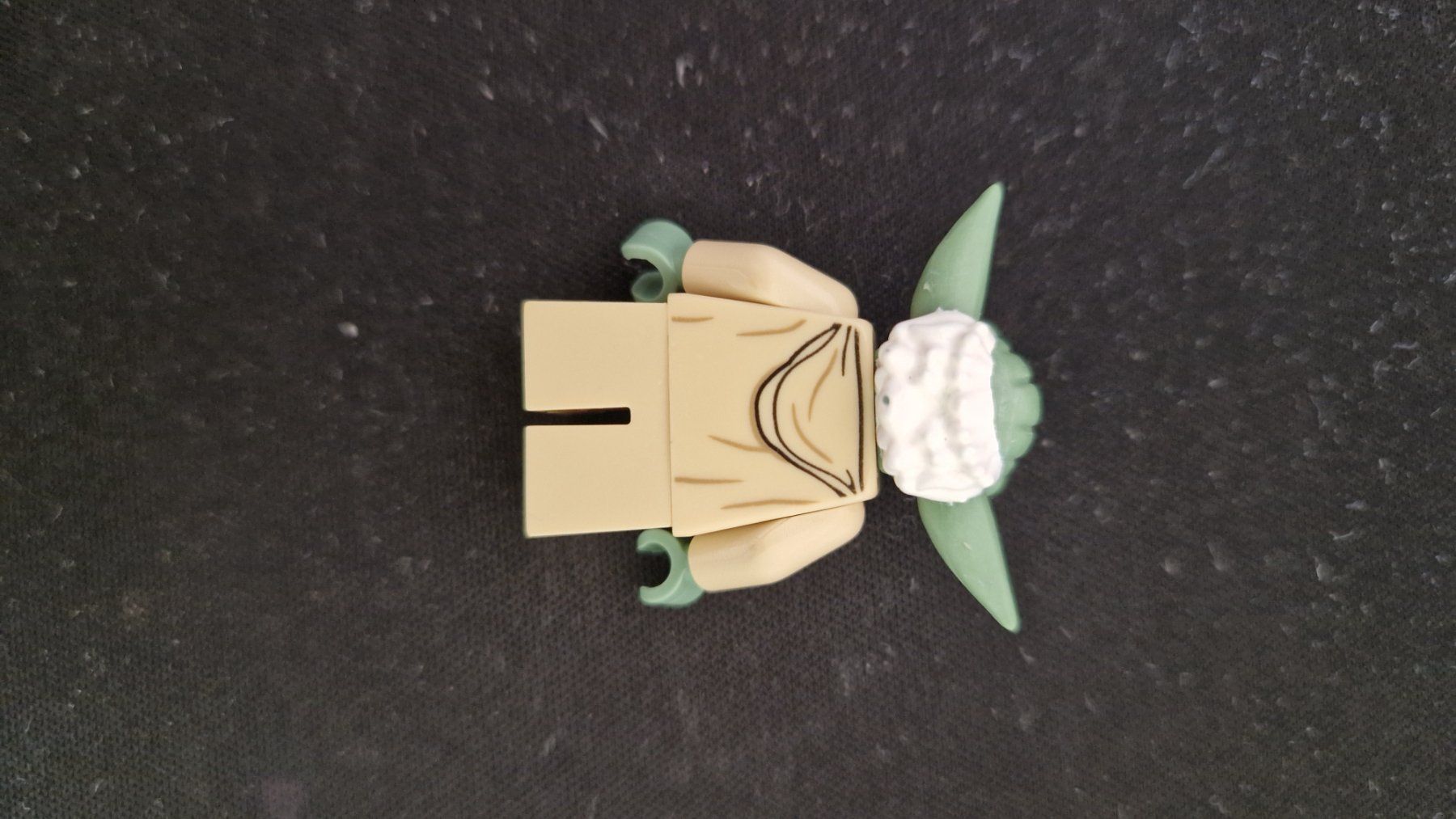 Lego Statuette: LEGO  Yoda – Nuovo (secondo la descrizione) da Küttigen venduto da TheFactor 1
