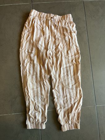 H&M leichte Stoffhose lang 110/116
