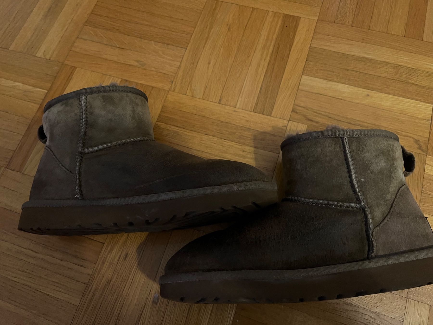 Ugg Scarpe da donna: UGG Boots – Usato da Wallisellen venduto da NE90 4