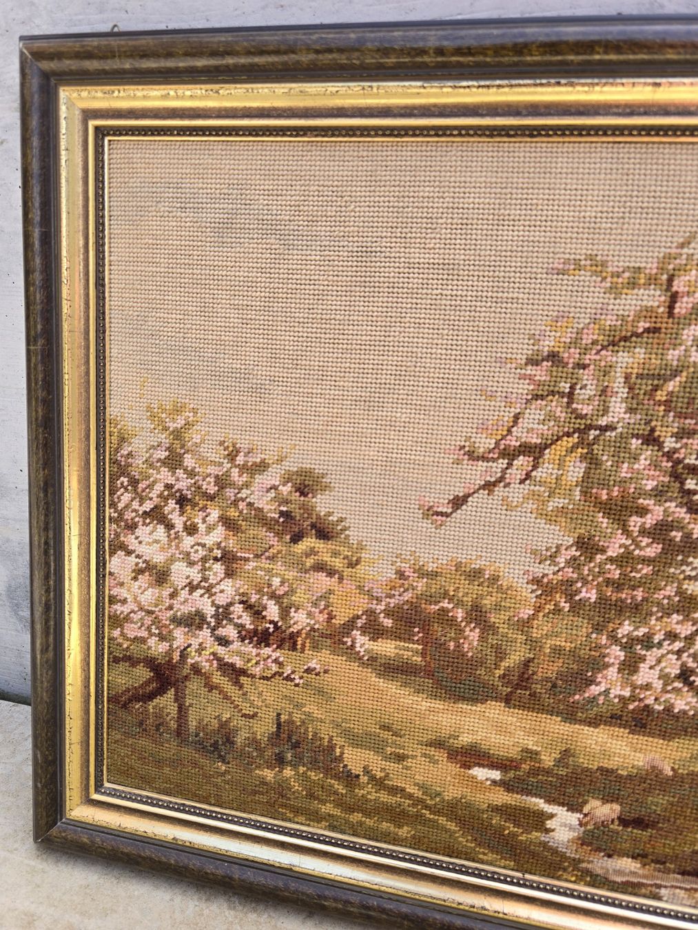 Foto & Immagini: Gobelin Stickbild Wandbild Landschaft mit Goldrahmen – Usato da Zofingen venduto da Loop_ReSale 4