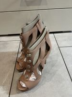 Damen Pumps Guess nude Grösse 39 mit Schmucksteinen