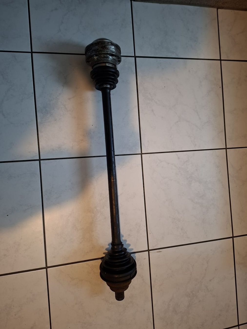 Accessori per altri veicoli: Antriebswelle Golf 6 gti – Usato da Lyss venduto da van_td8t