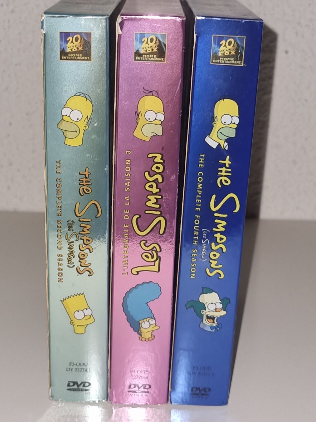 Tutti i DVDs: DVD: Die Simpsons - Staffeln 2-4 – Usato da Ehrendingen venduto da Thomas_2 2