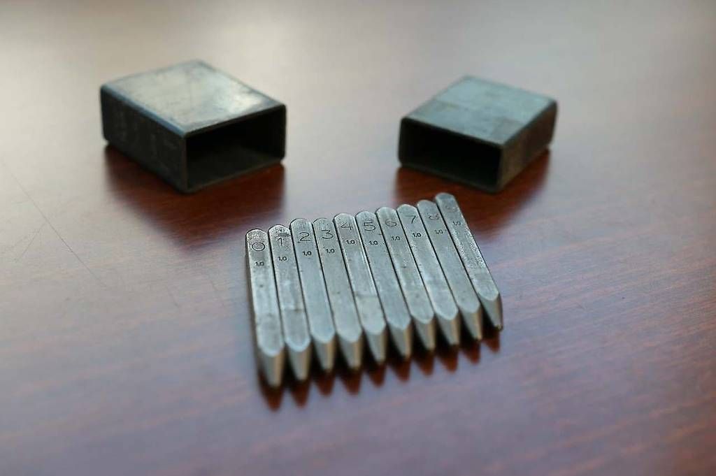 Alle Werkzeuge: Schlagzahlen Satz 2x 10-teiliges Sets – Gebraucht aus Biel/Bienne von Fischera 2
