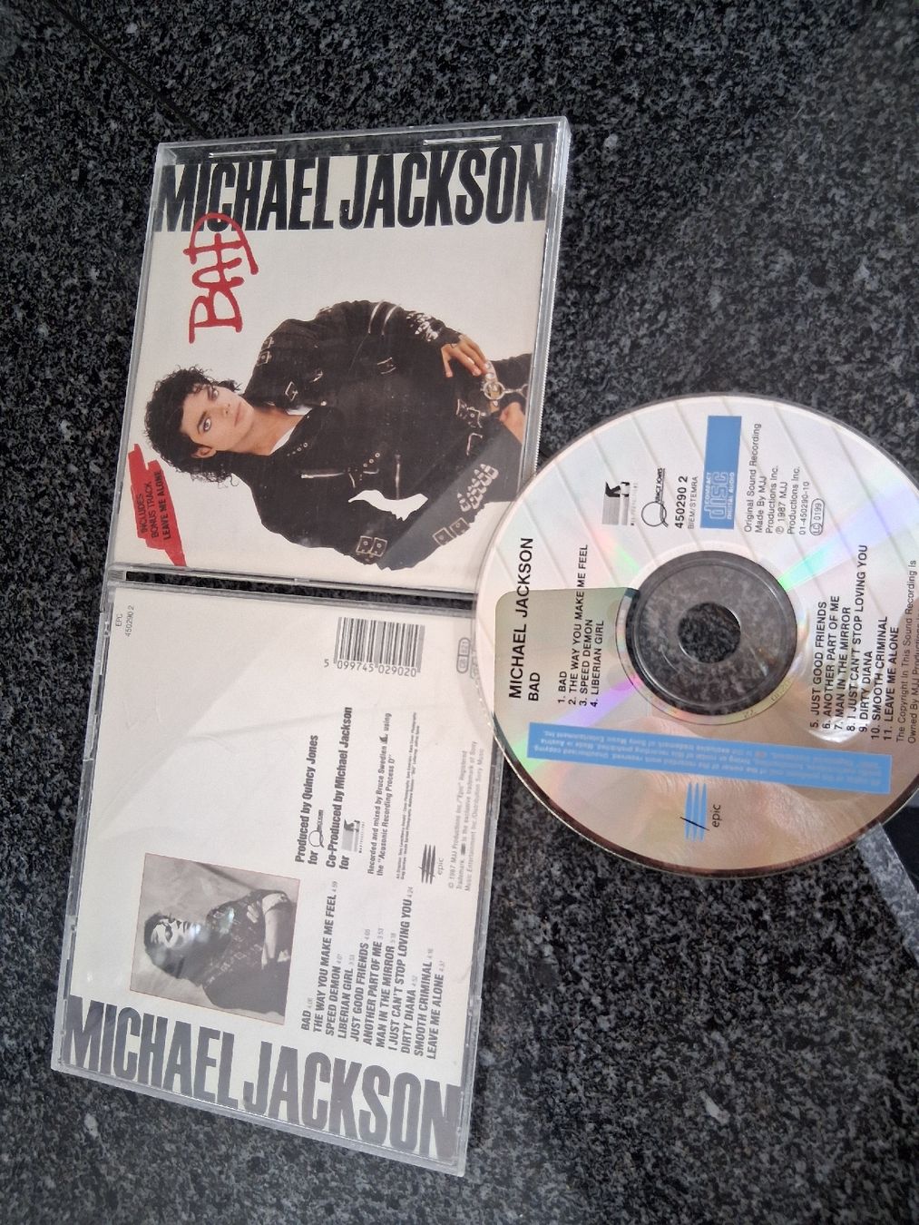 CD: Michael Jackson- bad – Usato da St-Cergue venduto da VeganWarrior