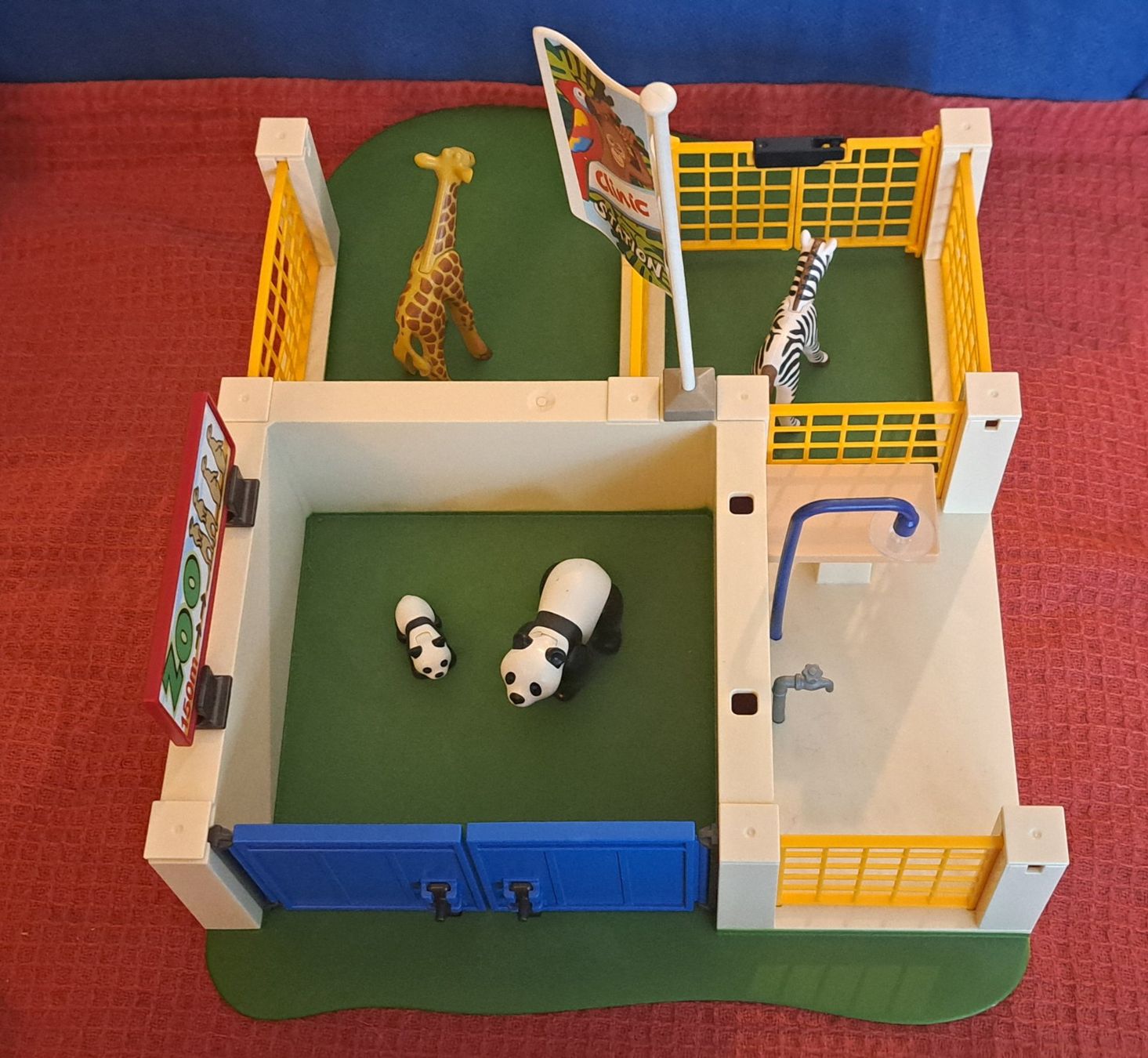 Statuette: Playmobil Zoo Pflegestation – Usato da Breitenbach venduto da Lucky0518 1