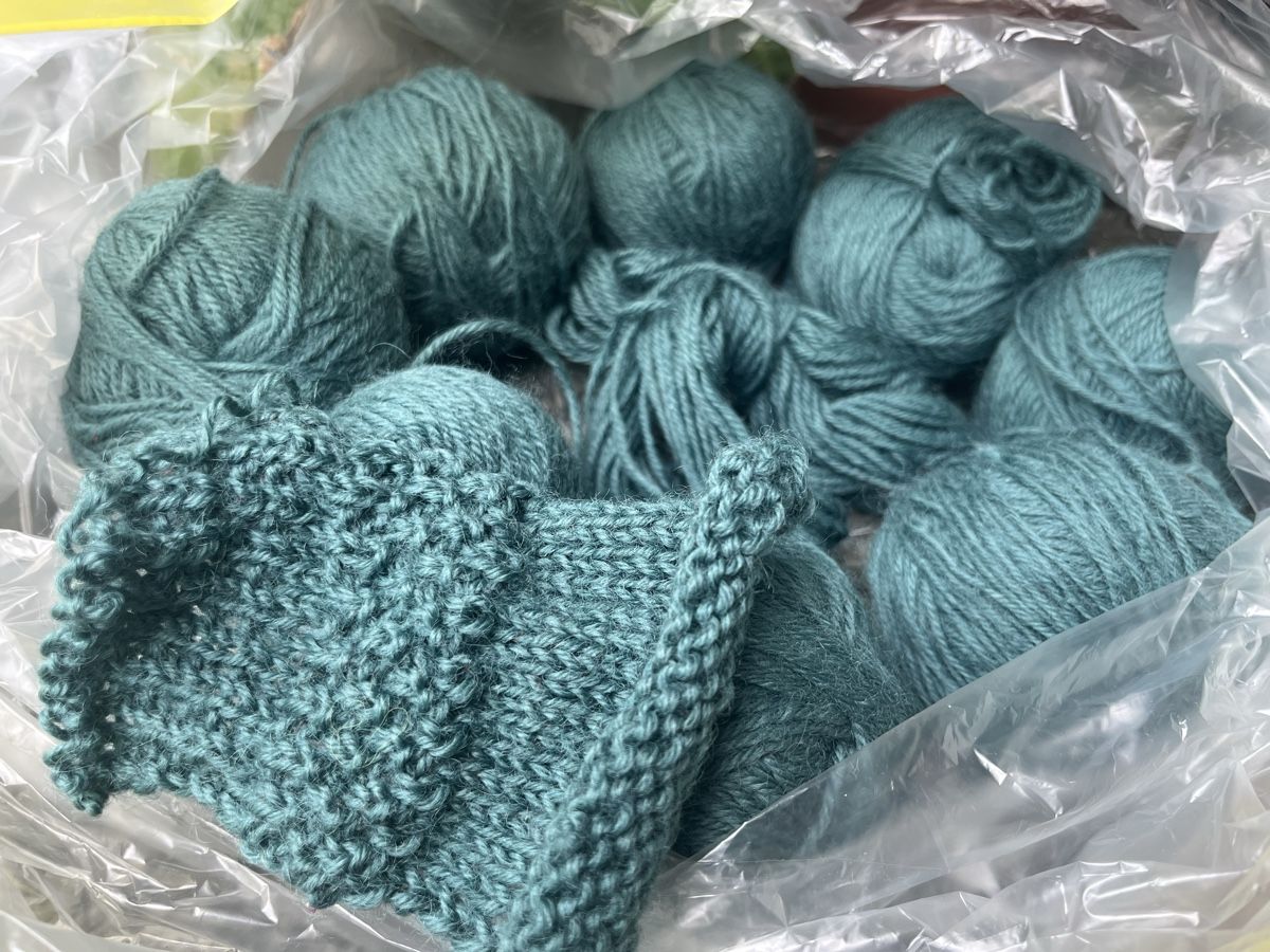 Wolle: 8 Knäuel Wolle zum Stricken – Gebraucht aus Wila von Fritz-Wila 1