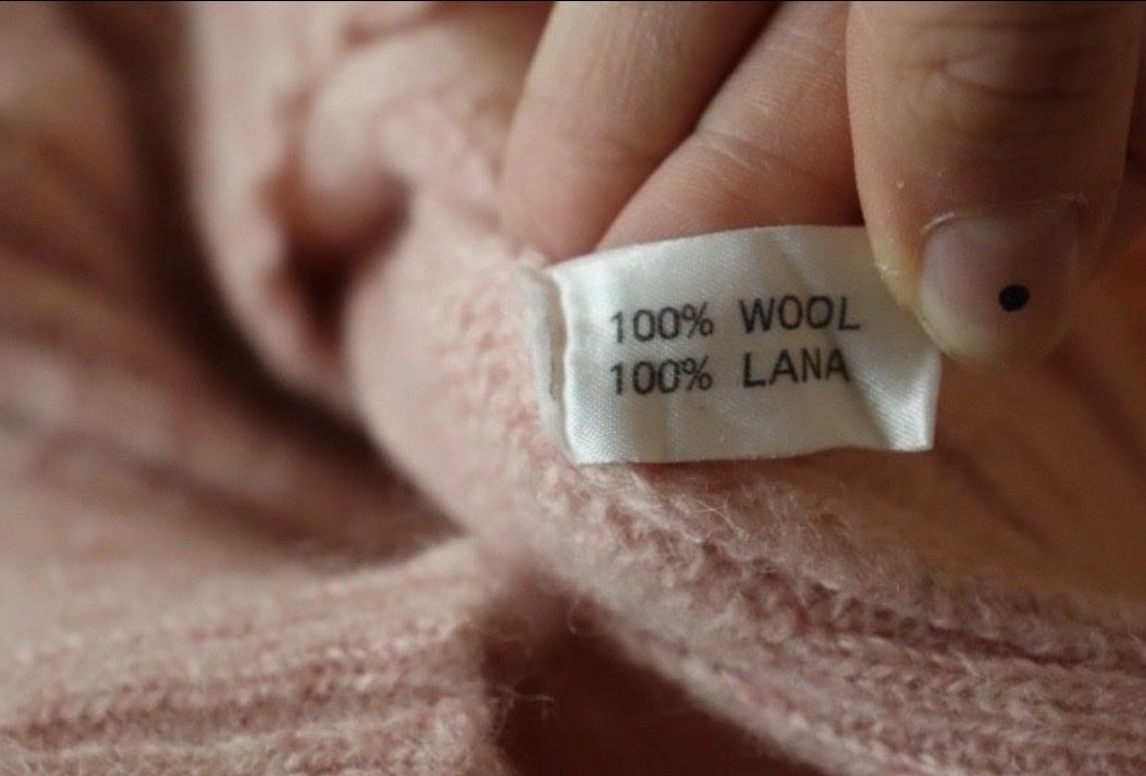Maglioni & Felpe: Emporio Armani Wollpullover, Rosa Zopfmuster, Gr. L – Nuovo (secondo la descrizione) da Bülach venduto da noe_zsg8 3