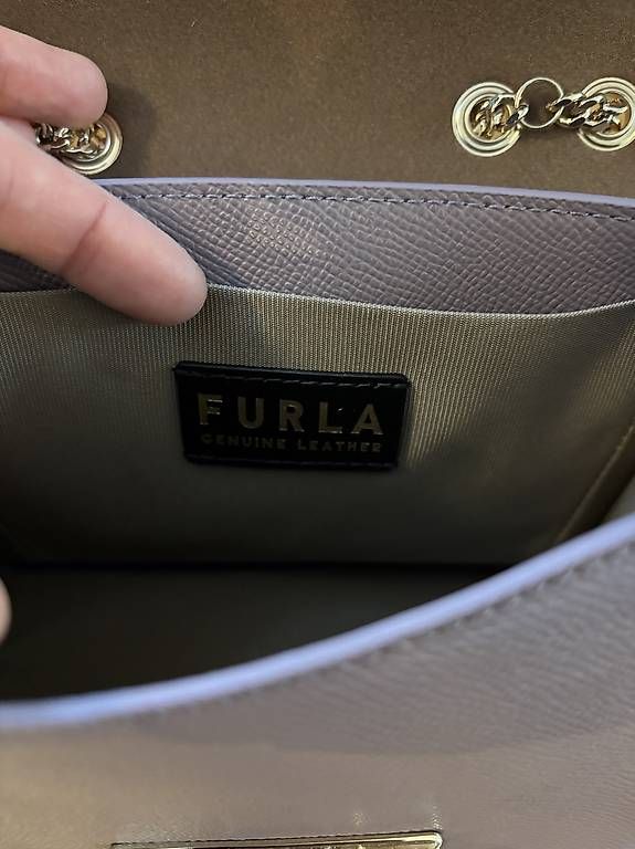 Borse da donna: Furla Tasche – Usato da Bern venduto da Valaeria 3