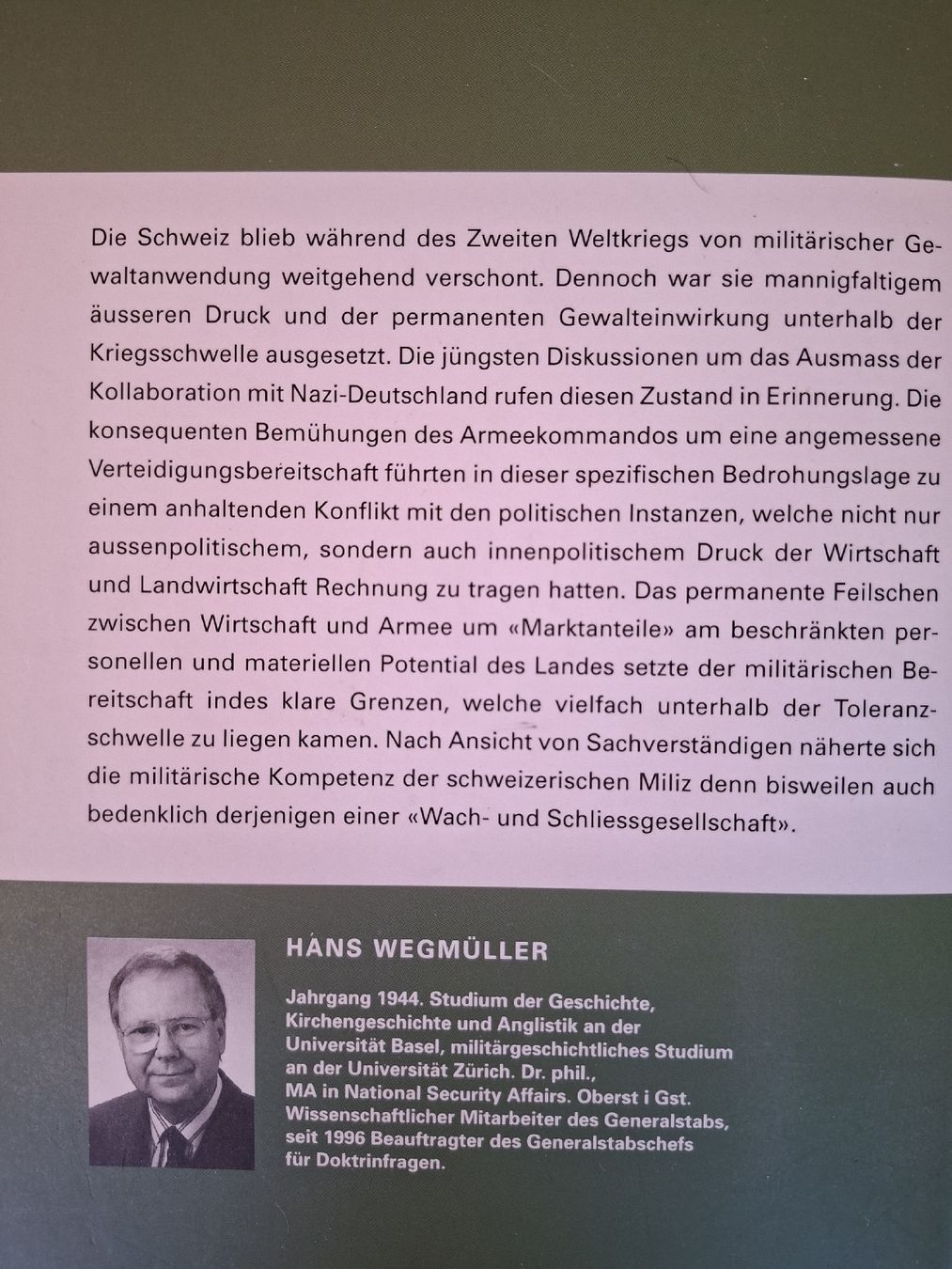 Libri: Buch,  Brot oder Waffen – Usato da Schwanden Sigrisw venduto da len_9yqg 1