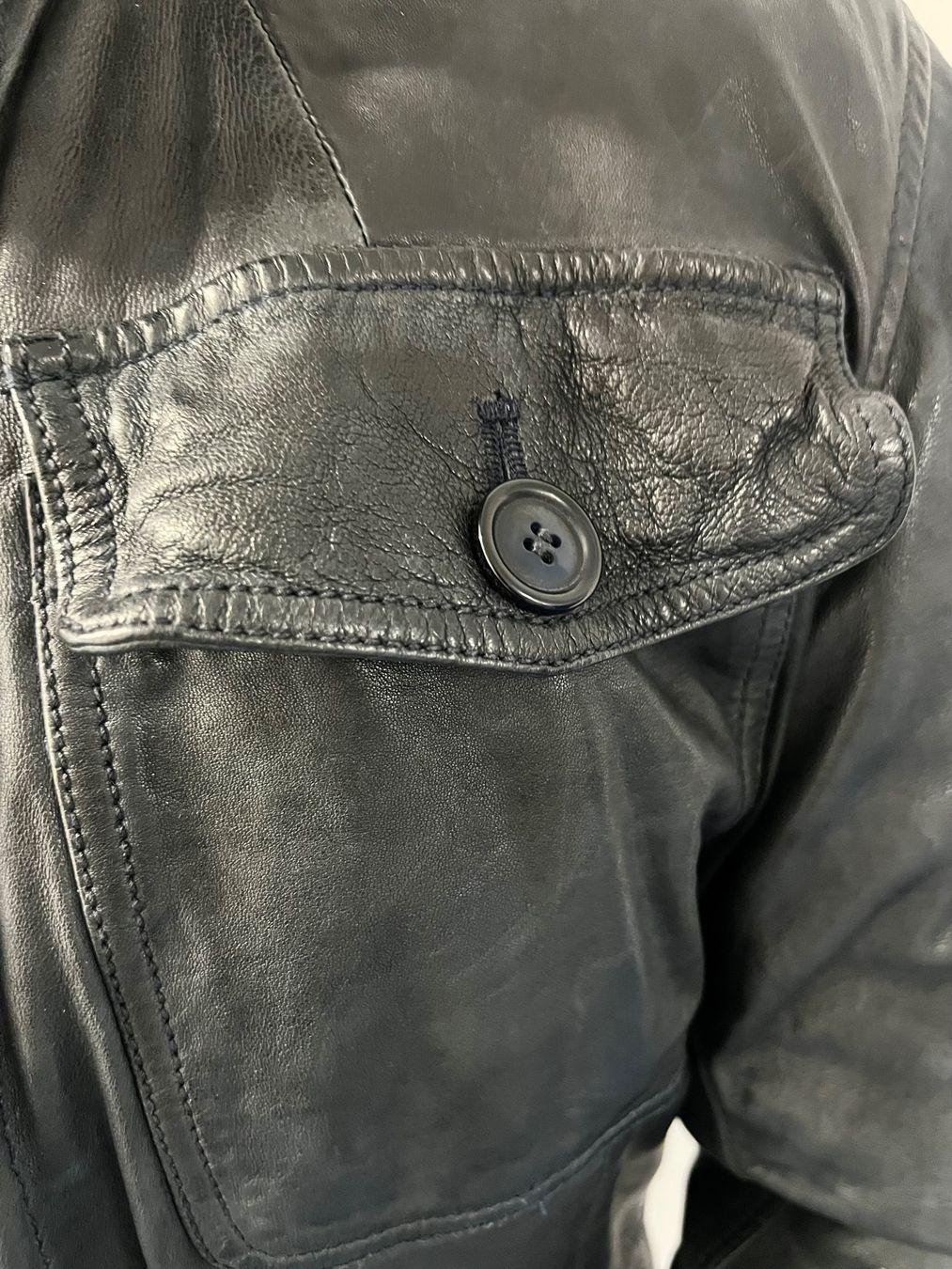 Giacche: LEONARDO Lederjacke Schwarz Echtleder Field Jacket Gr. XXL – Usato da Zürich venduto da Arche_Brockenhaus 8