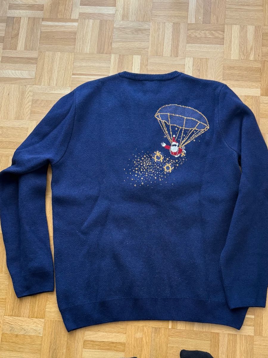 Maglioni & Felpe: Breitling Pullover, Santa Squad, Grösse 2XL, Neuwertig – Nuovo (secondo la descrizione) da Bettlach venduto da val_95hq 1