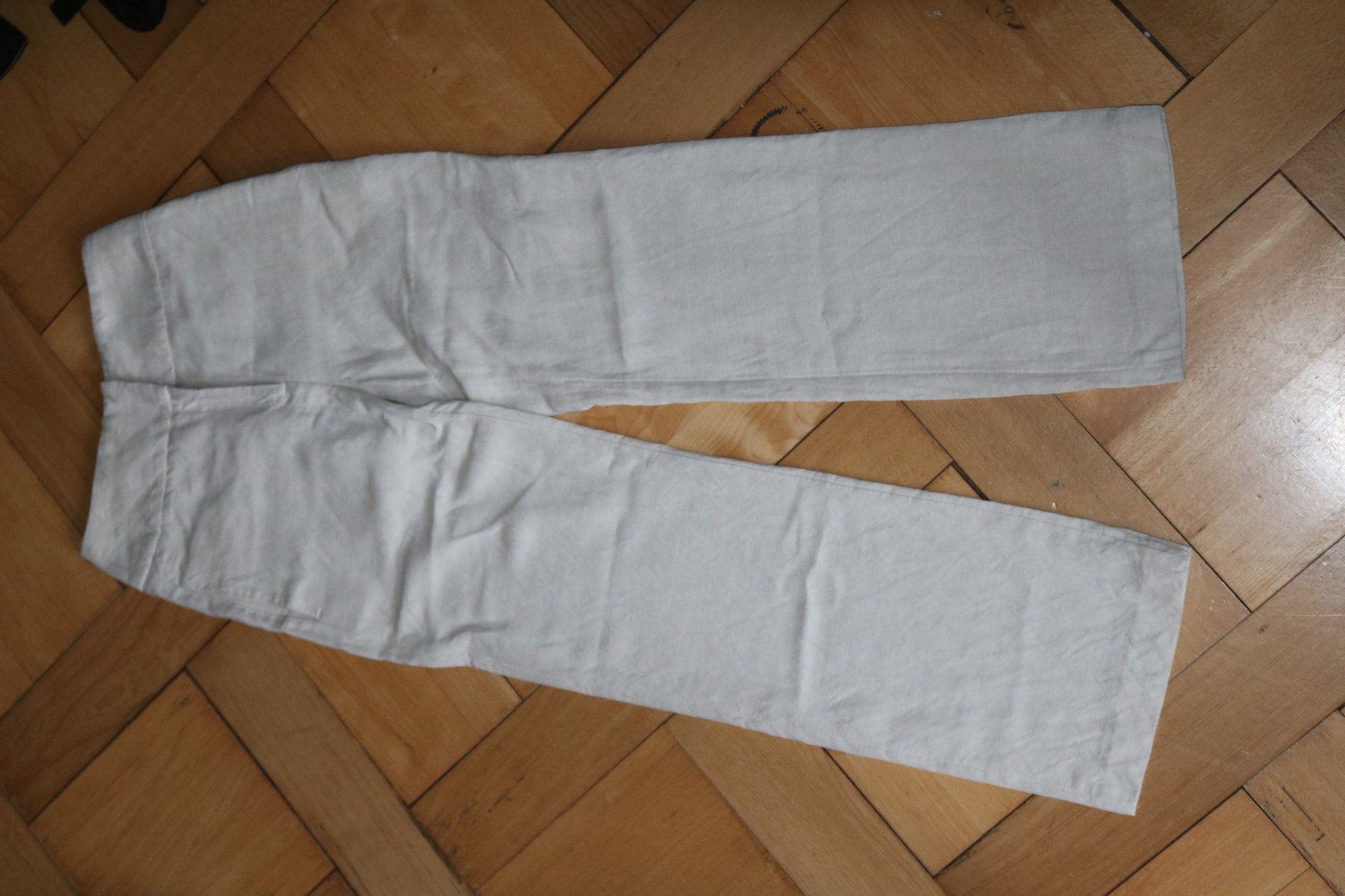H&M Completi & Tailleur: Anzug Damen beige – Usato da Zuchwil venduto da cel_6nyv 2