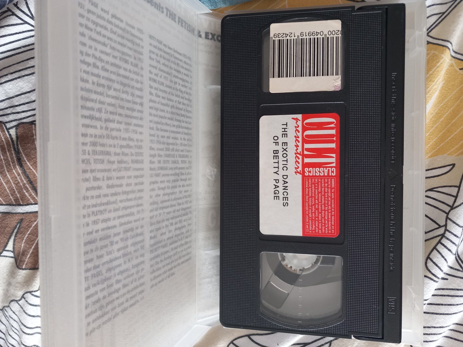 Tutti i VHS: Betty Page VHS rare – Usato da Genève venduto da GenevaLuxury 3