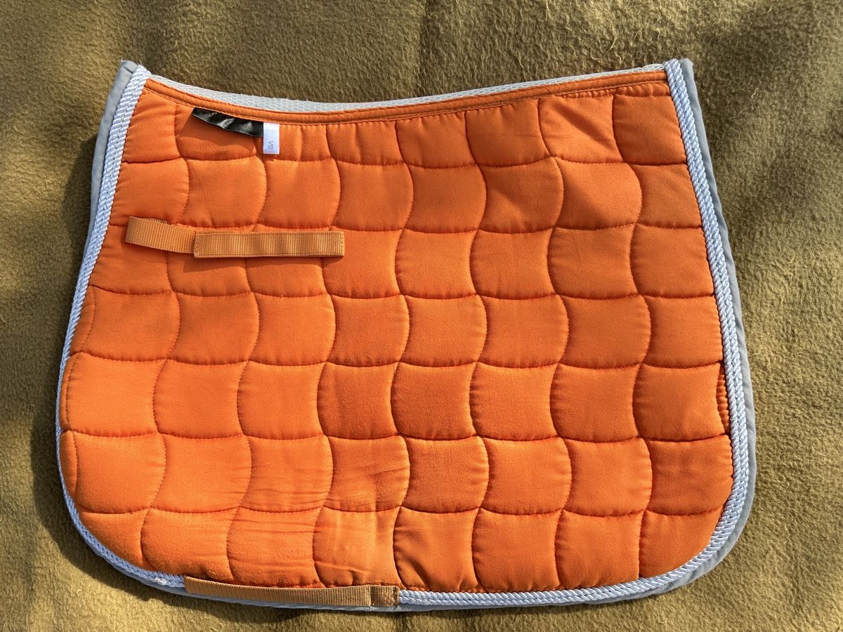 Coperte: Schöne Orange Schabracke VS – Usato da Wolfhalden venduto da Itss_michelle03